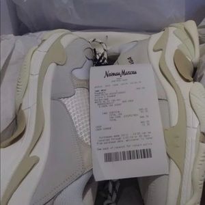 Meet your Posher, Kevin